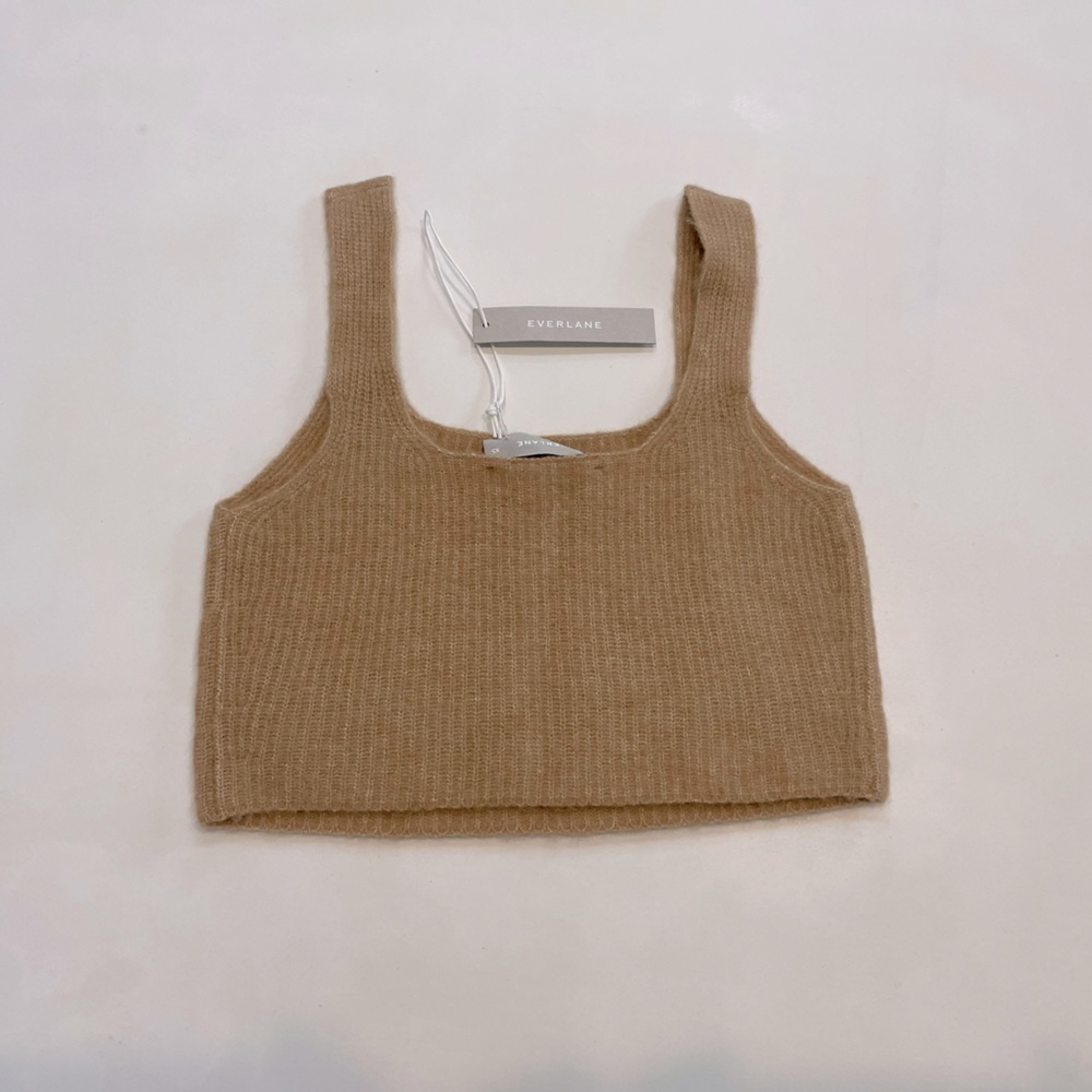 Women’s Everlane Tan Crop Tank - Picture 3 of 3